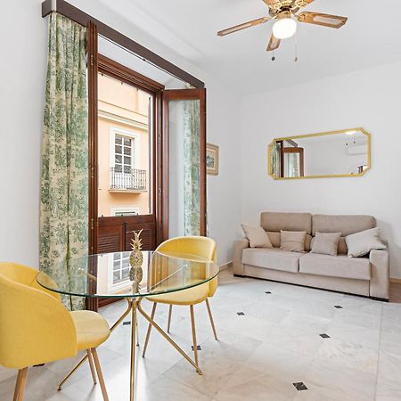 Trinidad Grund Centro Apartment Malaga Luaran gambar