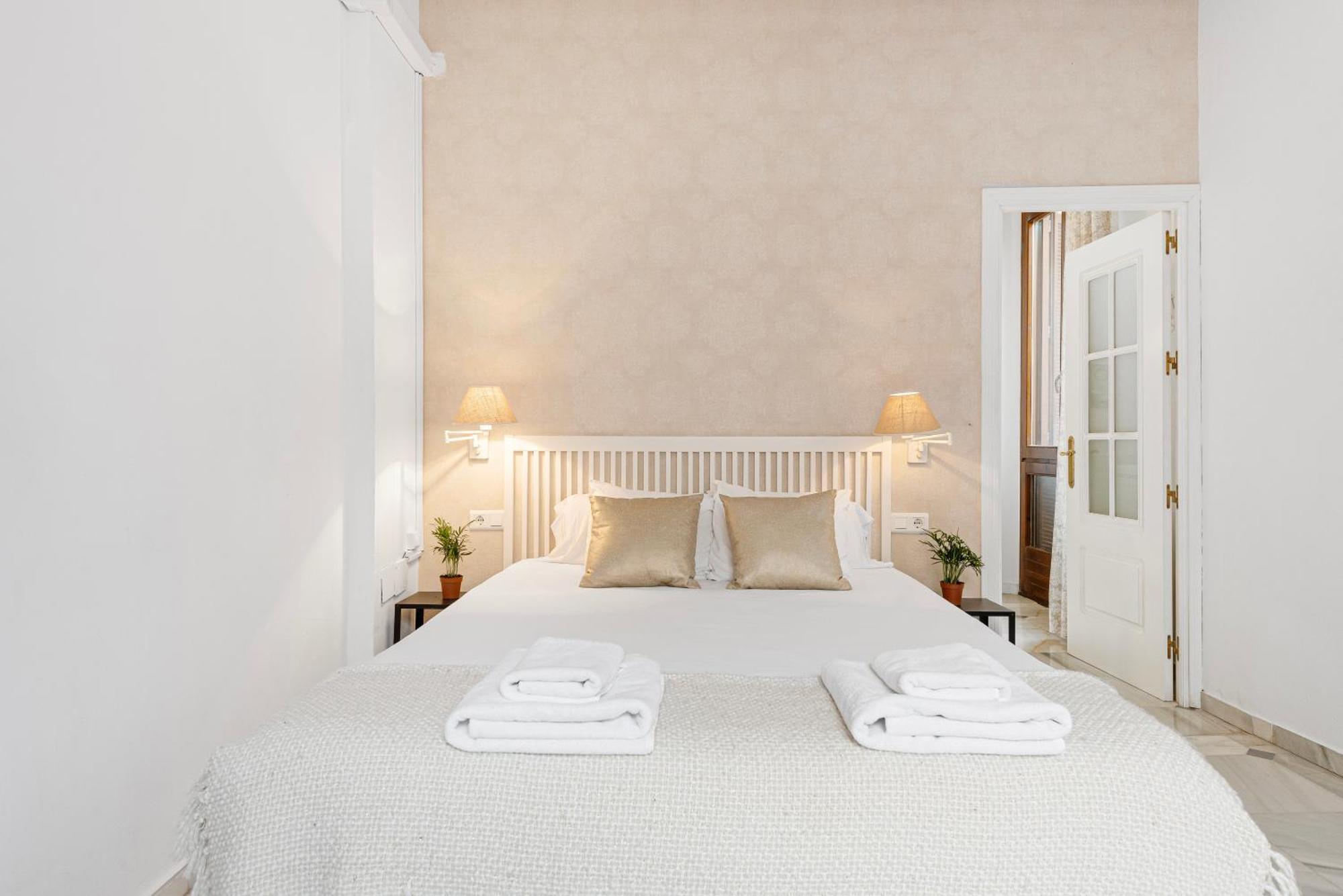 Trinidad Grund Centro Apartment Malaga Luaran gambar